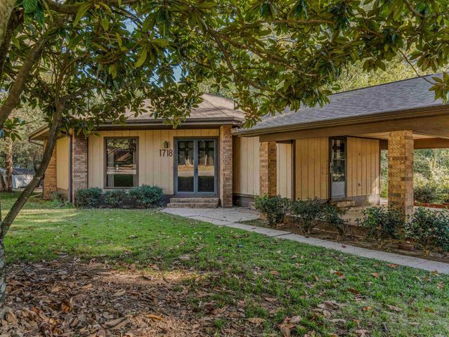 1718 Rock Creek Drive, Benton, AR 72019