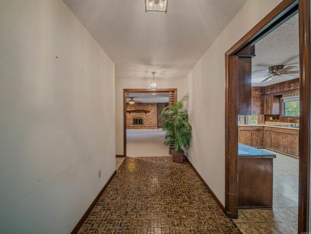 1718 Rock Creek Drive, Benton, AR 72019