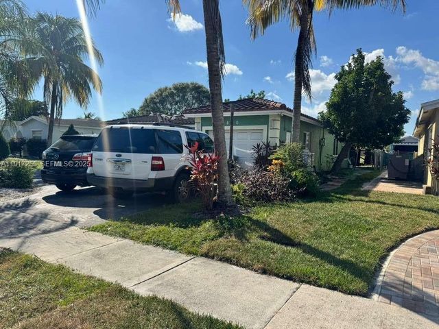 820 SW 49th Terrace, Margate, FL 33068