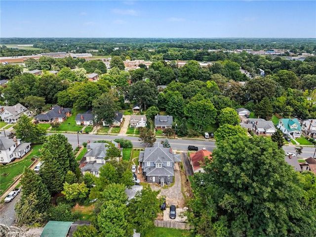 2842 N Patterson Avenue, Winston-salem, NC 27105