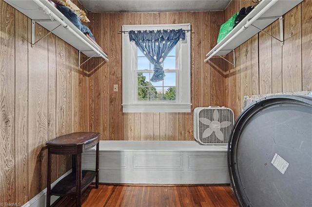 2842 N Patterson Avenue, Winston-salem, NC 27105