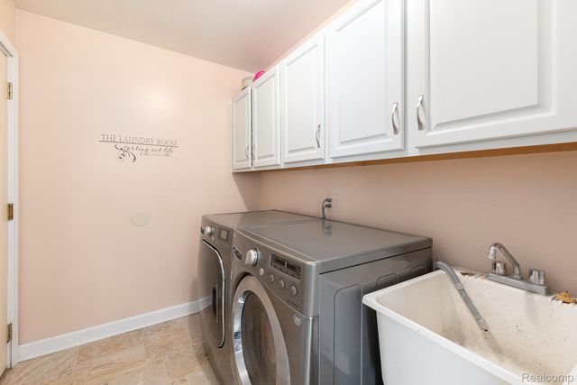 6907 KINGS MILL Drive, Canton Charter Township, MI 48187