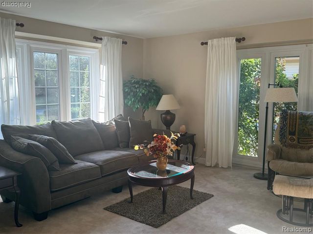 6907 KINGS MILL Drive, Canton Charter Township, MI 48187