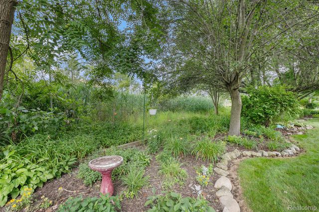 6907 KINGS MILL Drive, Canton Charter Township, MI 48187
