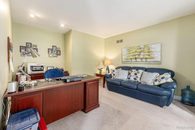 6907 KINGS MILL Drive, Canton Charter Township, MI 48187