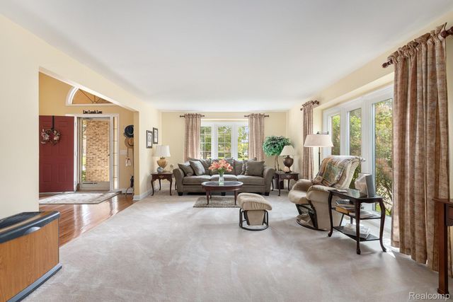 6907 KINGS MILL Drive, Canton Charter Township, MI 48187
