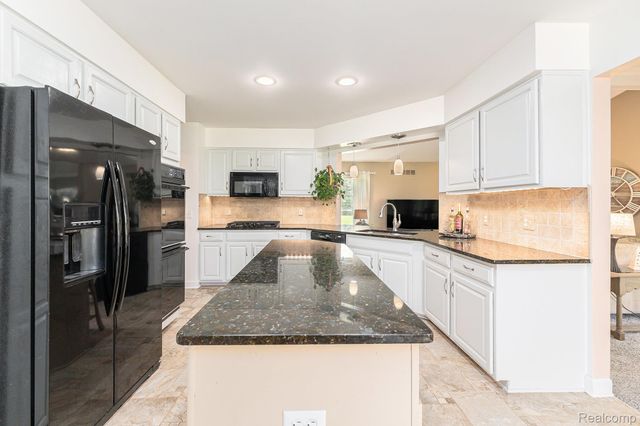 6907 KINGS MILL Drive, Canton Charter Township, MI 48187
