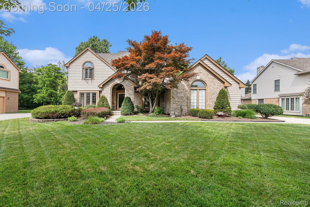 6907 KINGS MILL Drive, Canton Charter Township, MI 48187