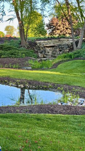 1077 Mission Hills Court, Chesterton, IN 46304