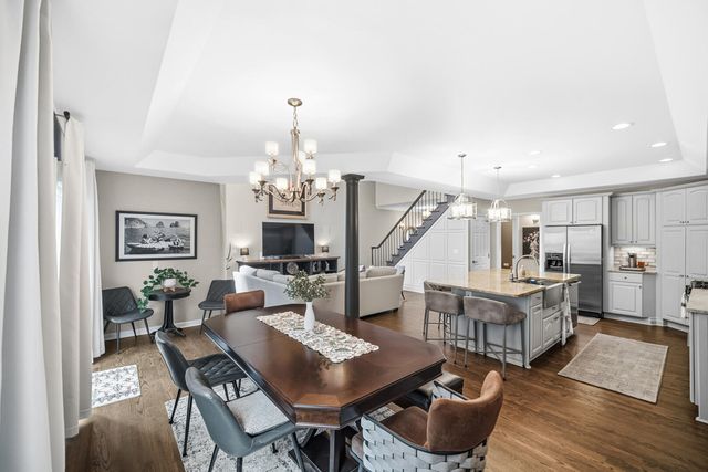 1077 Mission Hills Court, Chesterton, IN 46304