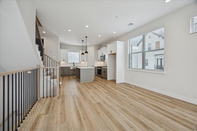 3710 Creekmont Gardens Lane, Houston, TX 77091