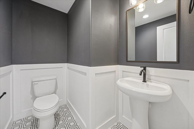 3710 Creekmont Gardens Lane, Houston, TX 77091