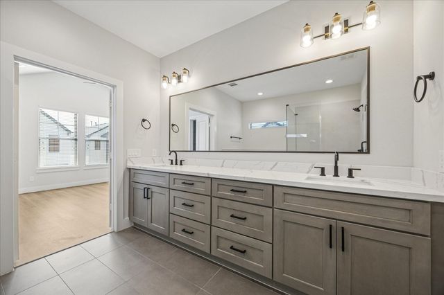 3710 Creekmont Gardens Lane, Houston, TX 77091