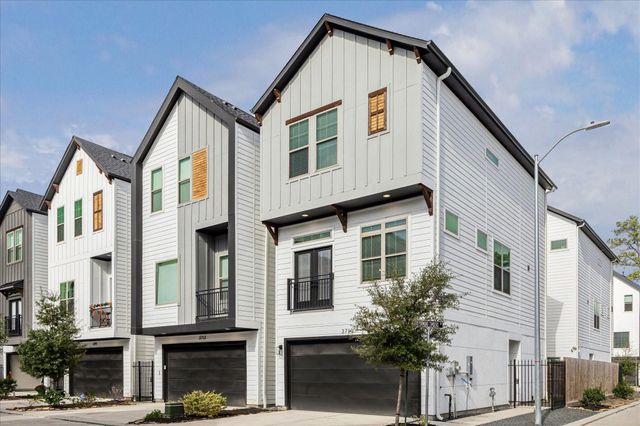 3710 Creekmont Gardens Lane, Houston, TX 77091