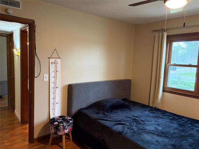 1900 50th Street 9, Des Moines, IA 50310