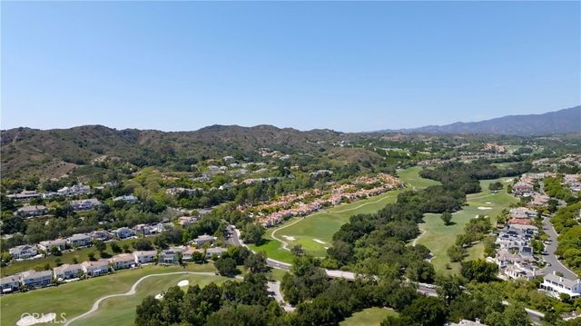 17 Canada Oaks, Trabuco Canyon, CA 92679