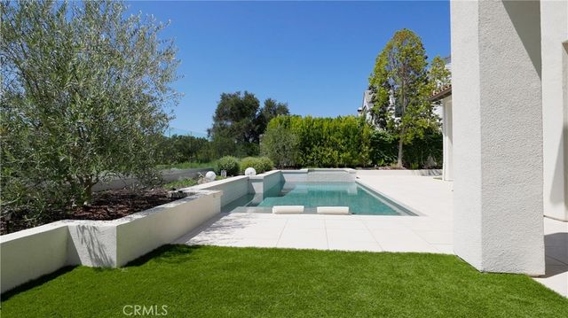 17 Canada Oaks, Trabuco Canyon, CA 92679