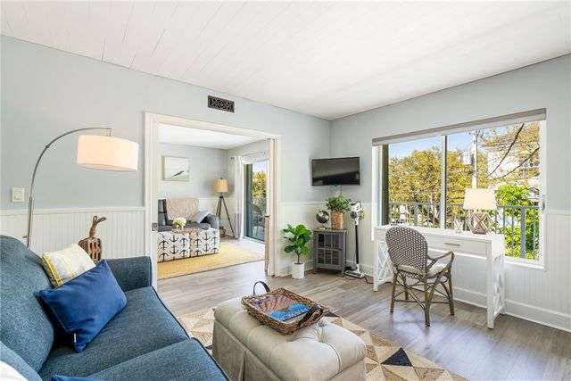 855 Dahlia Lane 306, Vero Beach, FL 32963