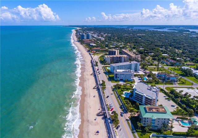 855 Dahlia Lane 306, Vero Beach, FL 32963