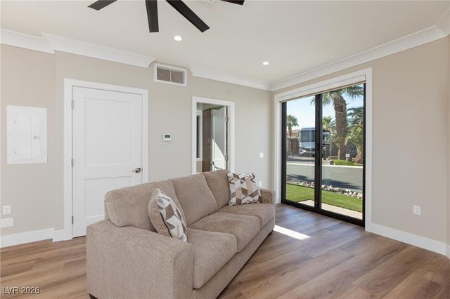 8175 Arville Street 407, Las Vegas, NV 89139