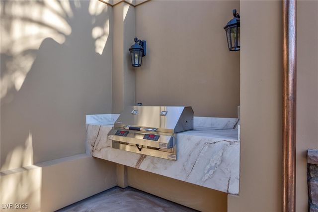 8175 Arville Street 407, Las Vegas, NV 89139