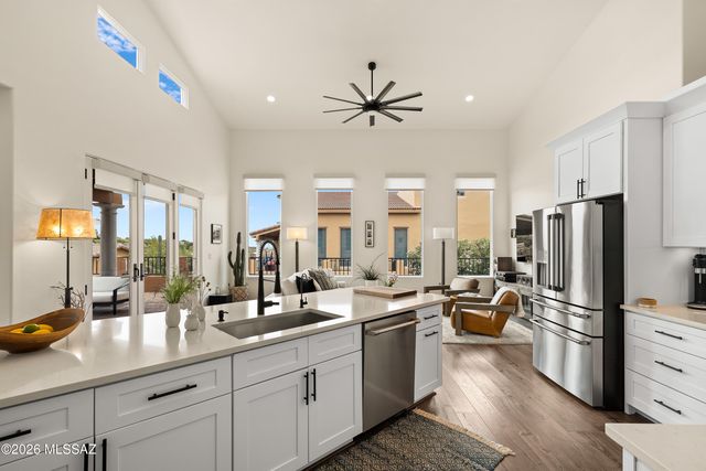 7668 N Viale Di Buona Fortuna, Tucson, AZ 85718