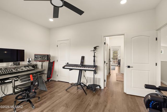 7668 N Viale Di Buona Fortuna, Tucson, AZ 85718