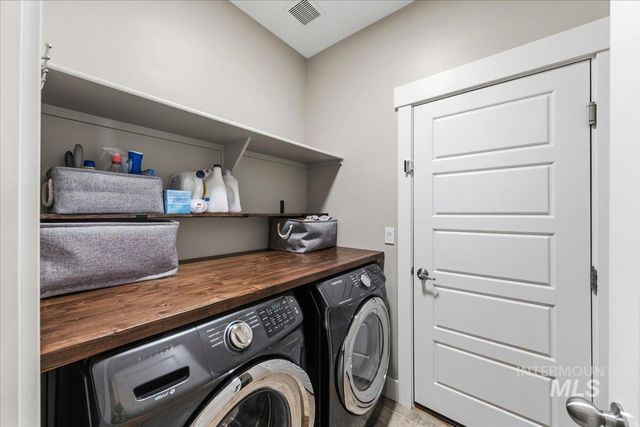 1428 W Elias Dr, Meridian, ID 83642