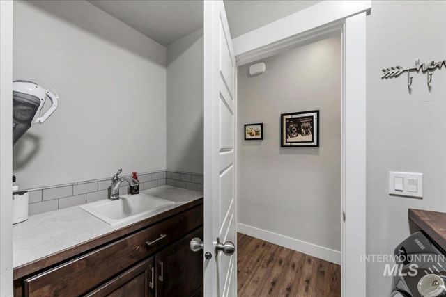 1428 W Elias Dr, Meridian, ID 83642