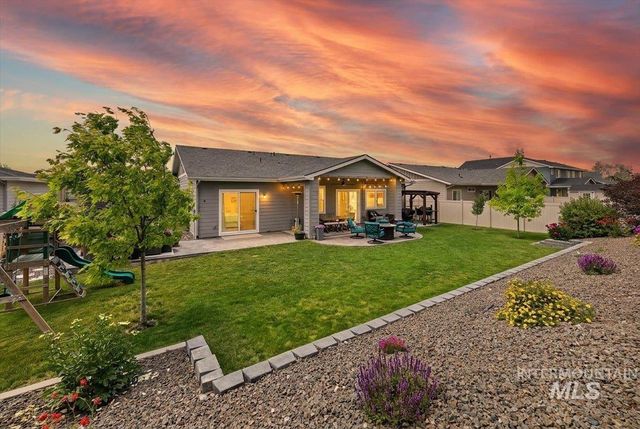 1428 W Elias Dr, Meridian, ID 83642