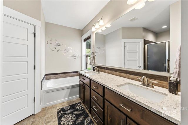 1428 W Elias Dr, Meridian, ID 83642