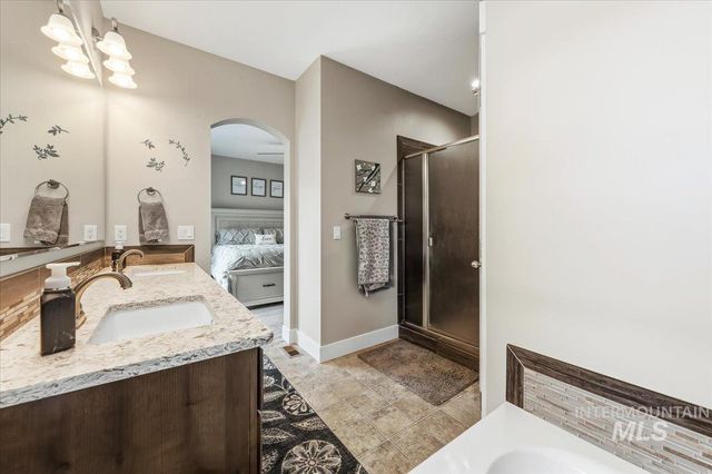 1428 W Elias Dr, Meridian, ID 83642