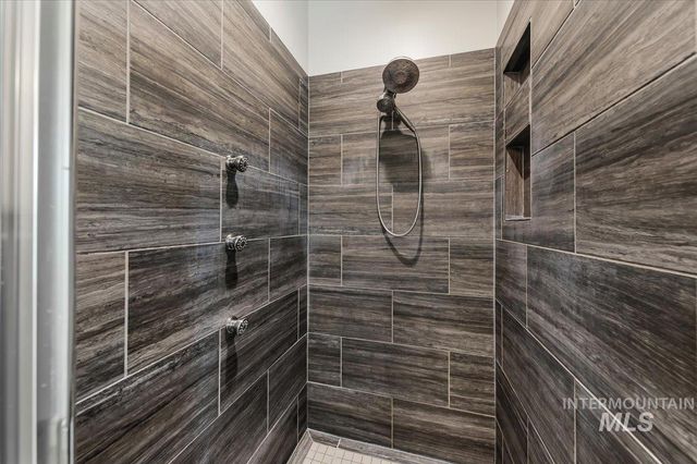 1428 W Elias Dr, Meridian, ID 83642