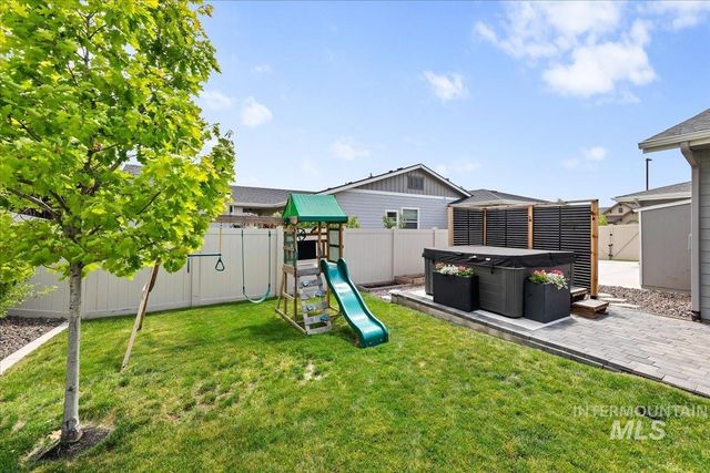1428 W Elias Dr, Meridian, ID 83642