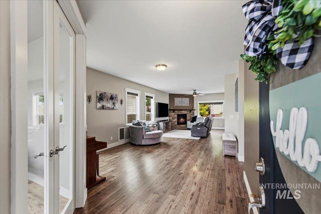 1428 W Elias Dr, Meridian, ID 83642