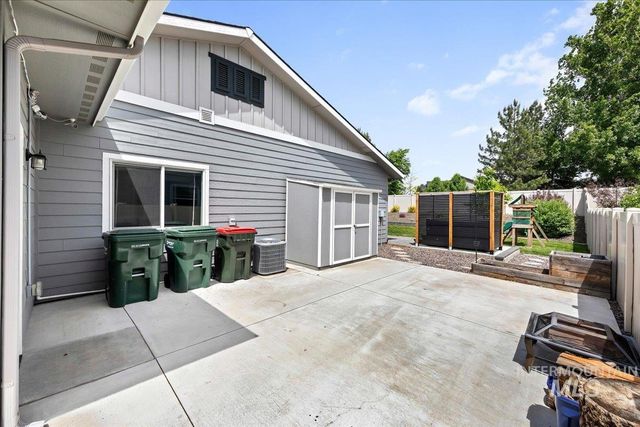 1428 W Elias Dr, Meridian, ID 83642