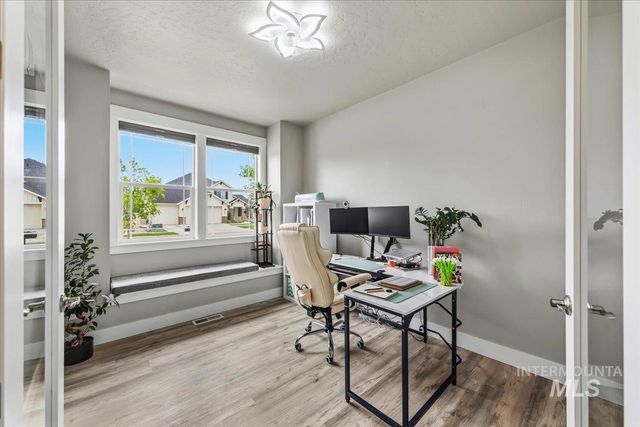 1428 W Elias Dr, Meridian, ID 83642