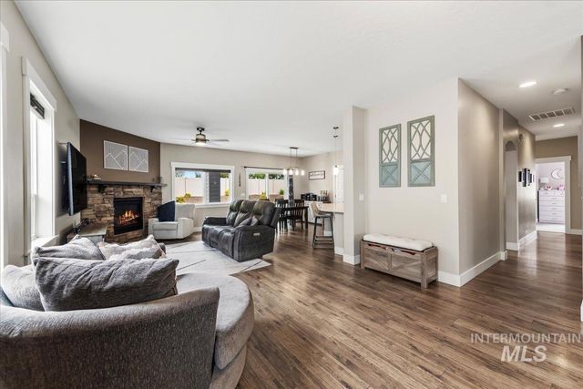 1428 W Elias Dr, Meridian, ID 83642