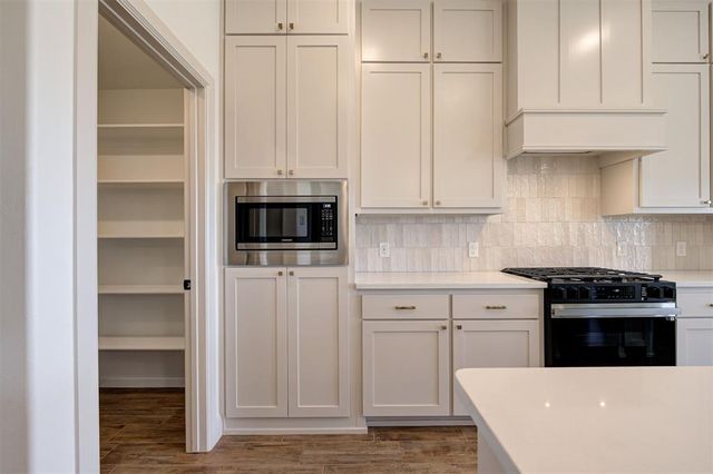 6024 Frankie Lynn Lane, Edmond, OK 73034