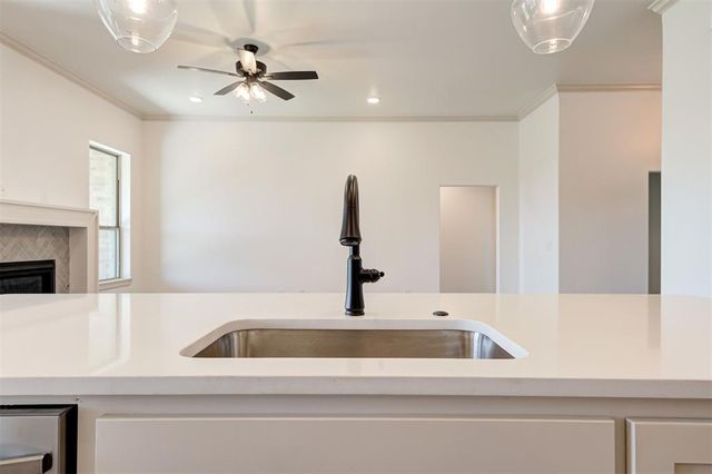 6024 Frankie Lynn Lane, Edmond, OK 73034