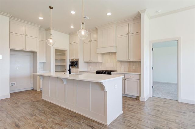 6024 Frankie Lynn Lane, Edmond, OK 73034