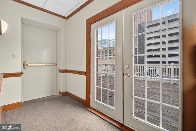 215 PINE ST, Harrisburg, PA 17101