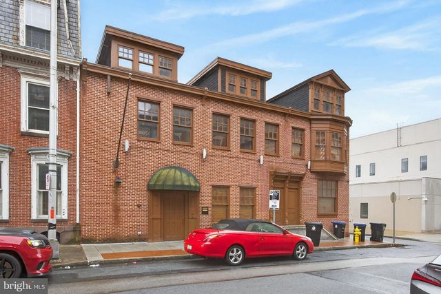 215 PINE ST, Harrisburg, PA 17101