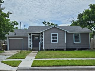 605 Lansdown Dr, Corpus Christi, TX 78412
