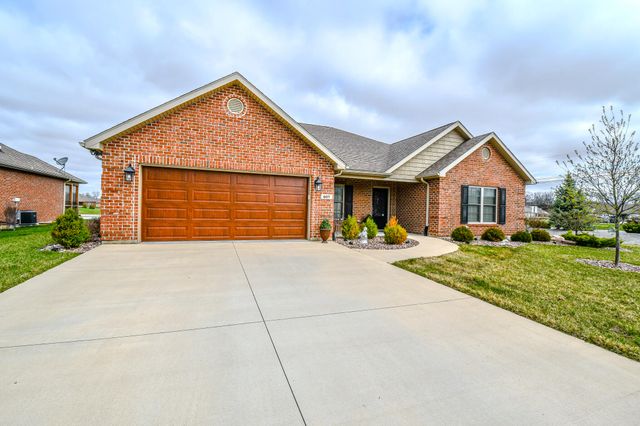 607 W Bentley Circle 607 W Bentley Circle, Troy, OH 45373