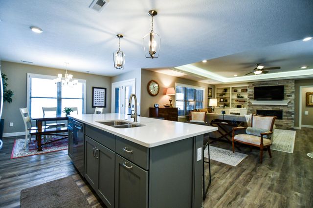 607 W Bentley Circle 607 W Bentley Circle, Troy, OH 45373