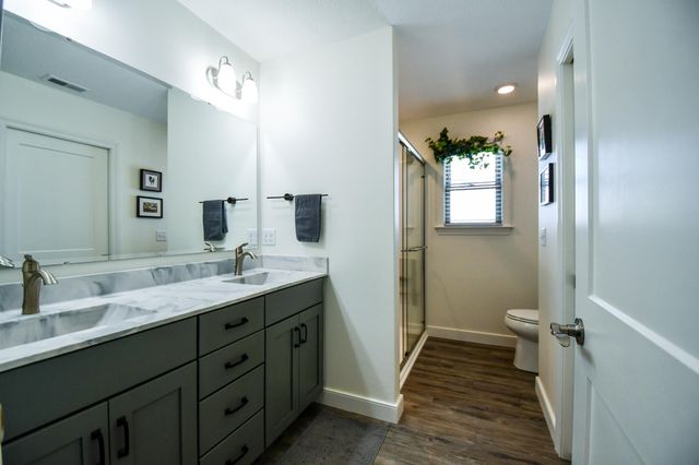 607 W Bentley Circle 607 W Bentley Circle, Troy, OH 45373