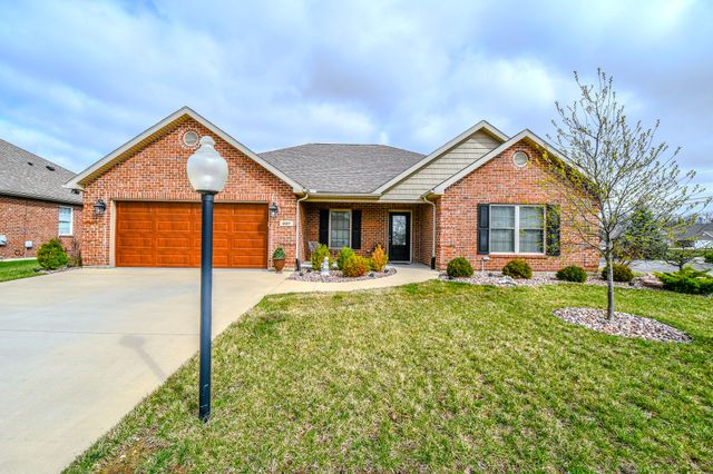 607 W Bentley Circle 607 W Bentley Circle, Troy, OH 45373