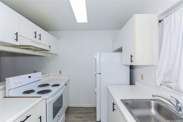 94-537 Lumiaina Street W204, Waipahu, HI 96797