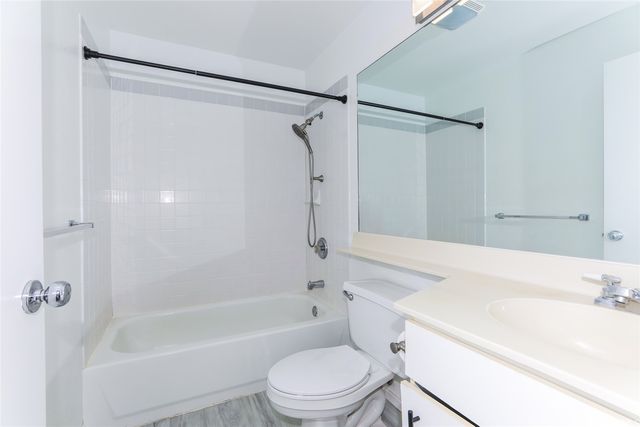 94-537 Lumiaina Street W204, Waipahu, HI 96797
